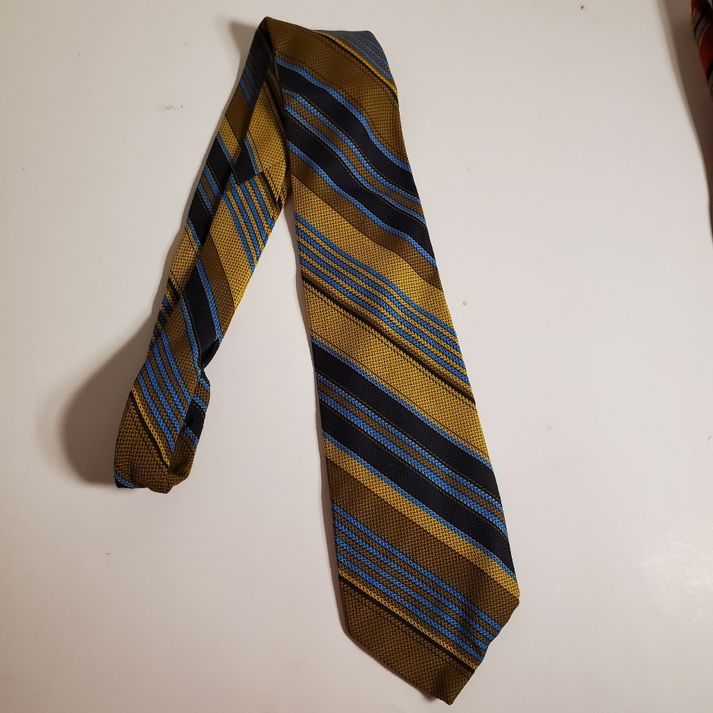 Towncraft  tie